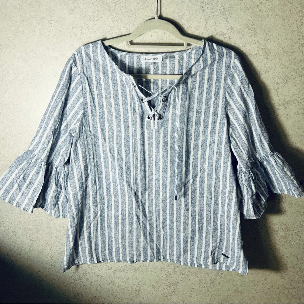 CALVIN KLEIN MEDIUM BOHO BEACH GREY‎ WHITE STRIPPED BEACHY COASTAL INDIE BLOUSE